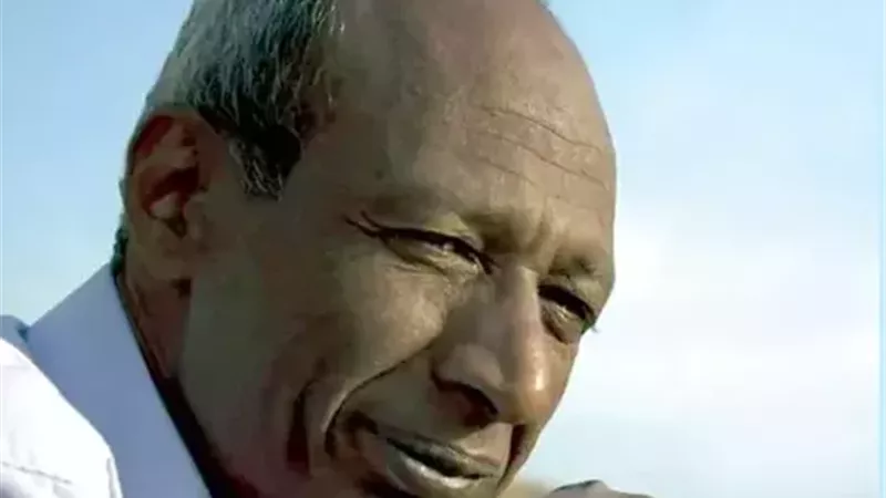 أحمد أبو خنيجر: الأنشطة الثقافية 