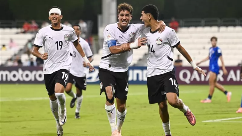 حمزة عبد الكريم يقود هجوم منتخب مصر أمام إنجلترا في كأس العالم للناشئين