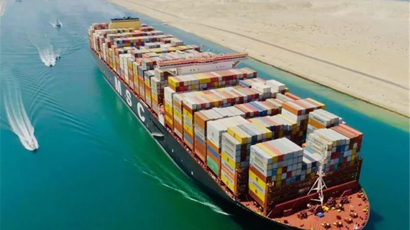 اتفاق غزة يرفع إيرادات قناة السويس بنسبة 14.2% |تفاصيل