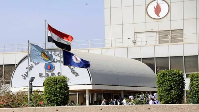 خبير: حل أزمة مستحقات شركات البترول الأجنبية يدفع الاستثمارات للنمو| فيديو