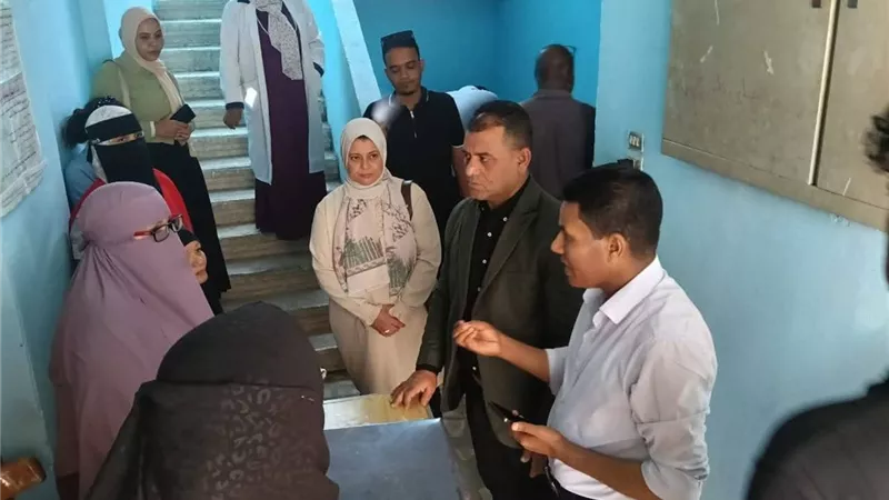 وكيل صحة الأقصر في جولة تفقدية للمنشآت الصحية بالمحافظة 