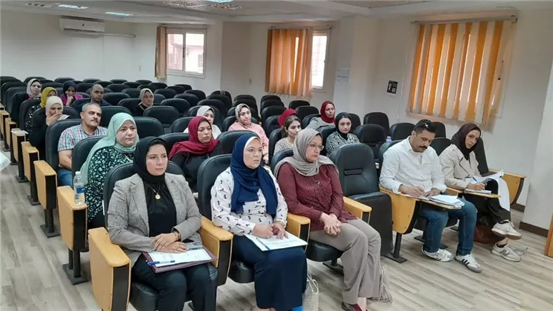 وكيل صحة البحيرة يستعرض مؤشرات ونتائج مرور فرق الإدارة العامة للطب العلاجي