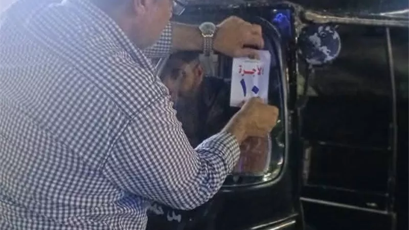  تعريفة موحدة.. رئيس مجلس مدينة الشهداء يضع 10 جنيهات للتوكتوك