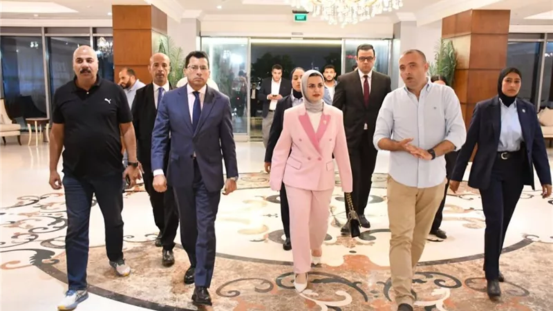 وزيرة شؤون الشباب بالبحرين يزور العاصمة الإدارية الجديدة 