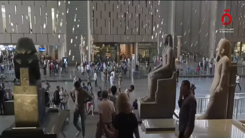 تحيا مصر.. المستكاوي يعلق على زوار اليوم الأول في المتحف الكبير