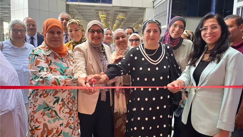 بأسعار رمزية.. كلية الصيدلة تنظم المعرض السنوي الخامس للملابس 