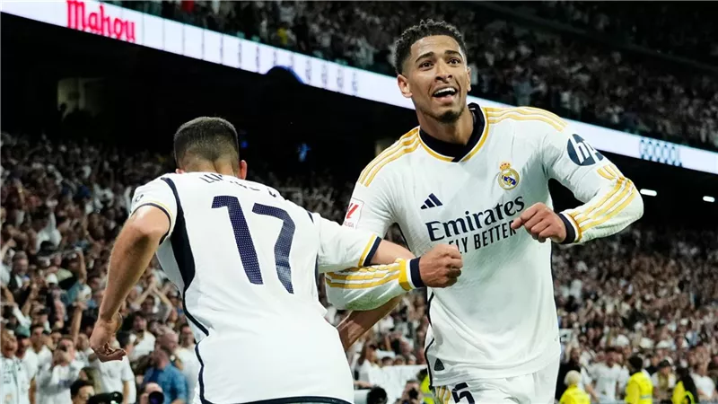 بيلينجهام يحقق رقما قياسيا بدوري أبطال أوروبا رغم خسارة ريال مدريد أمام ليفربول