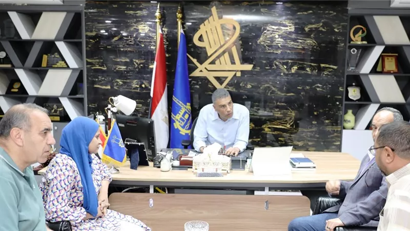 أثناء ترأسه للإجتماع التنسيقى.. محافظ أسوان يشدد للإسراع بمعدلات إنجاز المشروعات المشتركة