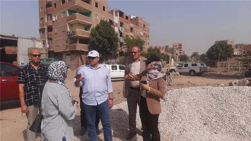 محافظ القليوبية يتابع حملة إزالة التعديات والبناء المخالف بقرية القلج
