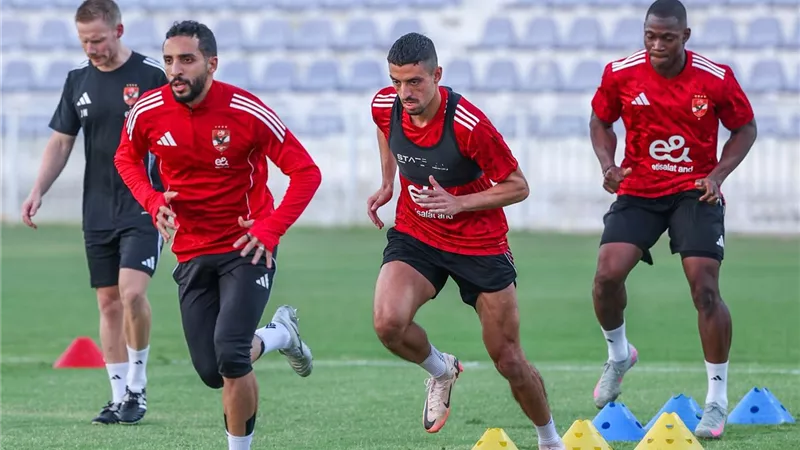 عفروتو يطالب برحيل هؤلاء اللاعبين عن الأهلي