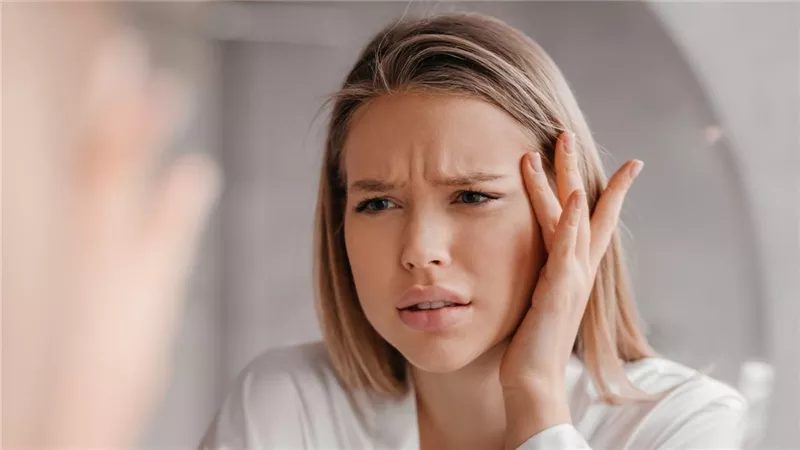 أبرزها العصائر الجاهزة .. مشروبات تترك بصمتها على بشرتك احذريها