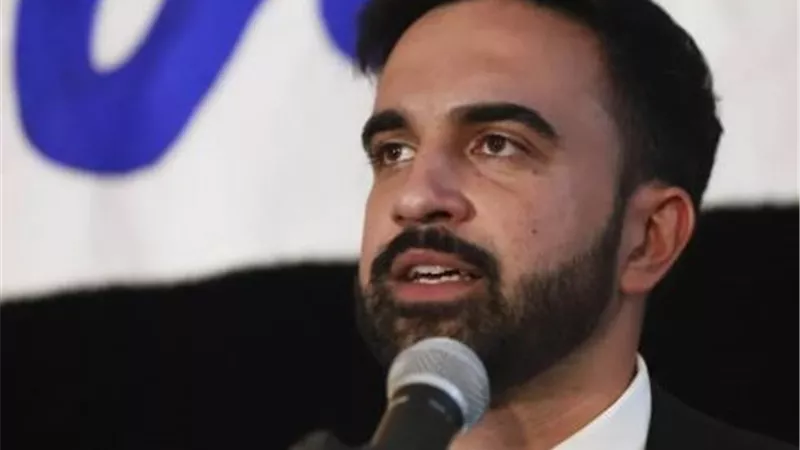 من منبوذ إلى عمدة نيويورك.. 