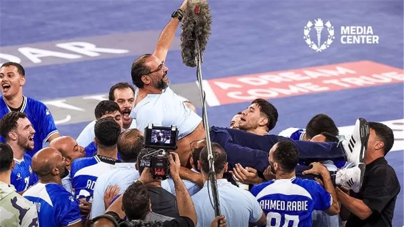 فرج عامر يهنئ سموحة بعد الفوز على الزمالك والتأهل لنهائي سوبر اليد