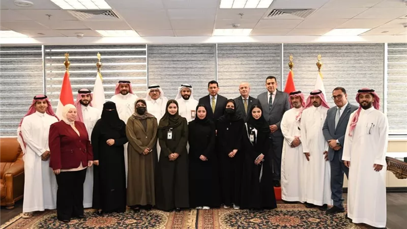 وزير الشباب والرياضة يلتقي وفد سعودي في مجال العمل التطوعي