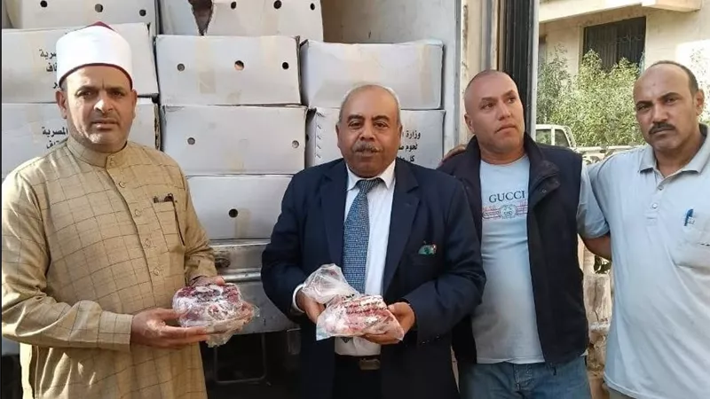 «أوقاف الشرقية»: استلام 2 طن من «لحوم صكوك الإطعام» لتوزيعها على الأولى بالرعاية 