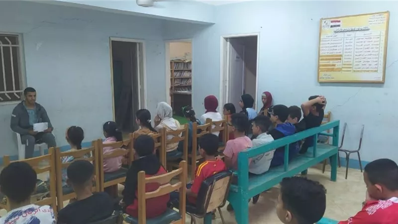 الشباب والرياضة تنفذ ندوة توعوية عن إصابات الملاعب بمركز شباب شريف باشا| صور