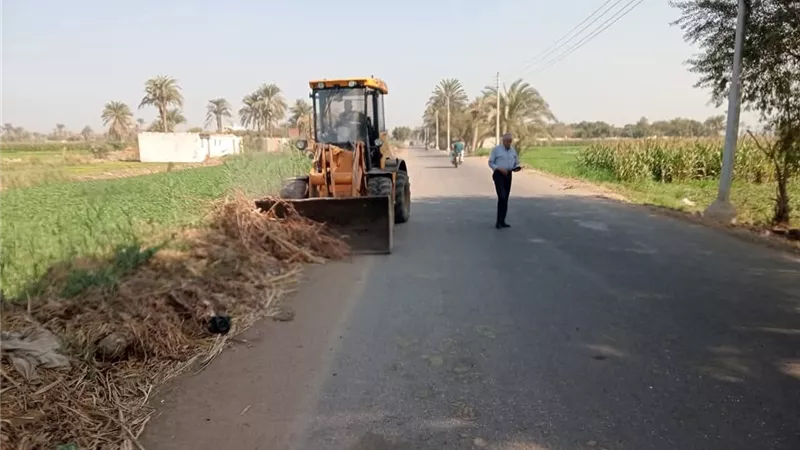 حملات مكثفة لرفع المخلفات ومواجهة التعديات في مدينة ببا ببني سويف