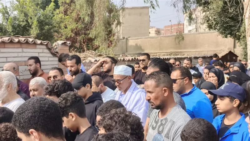 الإسماعيلية تشيّع جثمان الطفل «إياد» ضحية حادث المجمع التعليمي