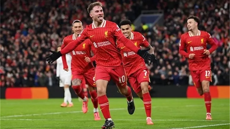 محمد صلاح ينافس على جائزة هدف الشهر في ليفربول