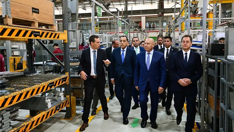 رئيس الوزراء يفتتح توسعات المصنع الإقليمي لشركة 