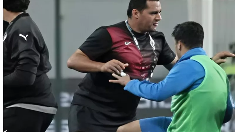 من عاشور لحبس 3 نجوم..  خناقات الأهلي والزمالك «سوبر» في الإمارات