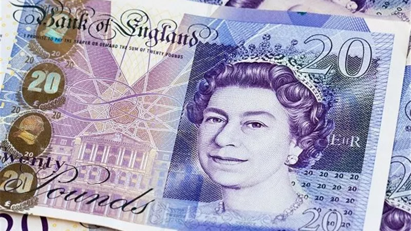 الإسترليني يواصل الصعود.. أعلى سعر شراء للعملة الإنجليزية