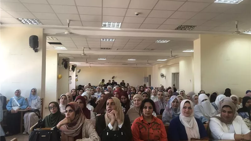 جامعة دمنهور تدعو الطلاب للمشاركة الفعّالة في انتخابات النواب