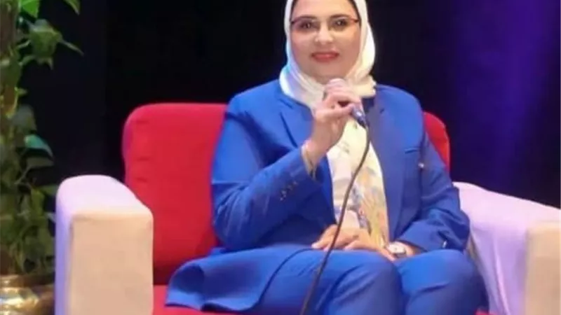 غادة صلاح الدين: دور قصور الثقافة ونوادي الأدب مهم وملموس| خاص