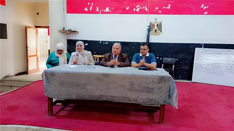وكيل تعليم الفيوم يشدد على ضرورة تنظيم ندوات تثقيفية صحية لتلاميذ ابتدائي