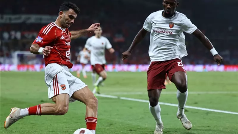 أوتاكا يسجل هدف التعادل لـ سيراميكا كليوباترا في شباك الأهلي بالسوبر المصري