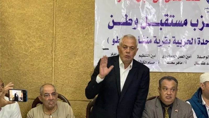 في أول أيام الدعاية الانتخابية.. جولات موسعة لمرشح 