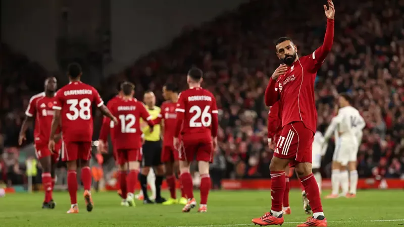 سلوت يشيد بعودة محمد صلاح للتألق قبل موقعة مانشستر سيتي بالدوري الإنجليزي