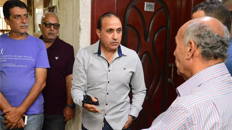 رئيس مدينة بورفؤاد يلتقي عددا من المواطنين بمساكن أشتوم الجميل ويستمع لمطالبهم
