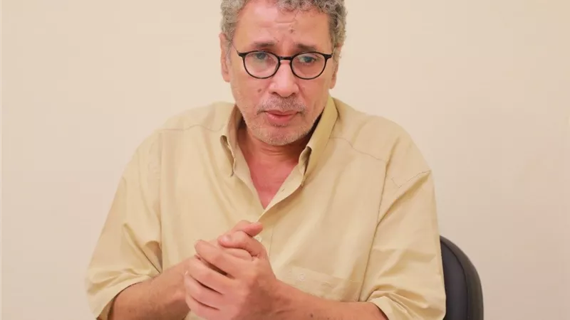 الشاعر إبراهيم داود: إخلاص القائمين على العمل هو ما يصنع نجاح المجلات الثقافية|خاص