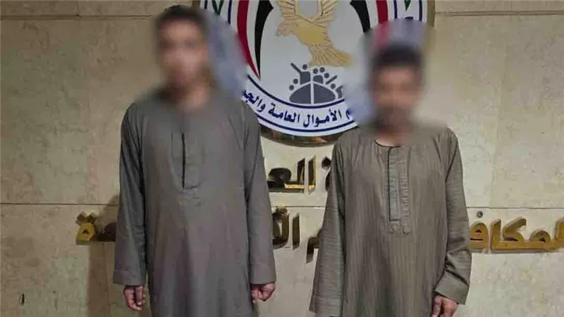 ارتكبوا 4 وقائع.. سقوط عصابة سرقة عملاء البنوك في مصر