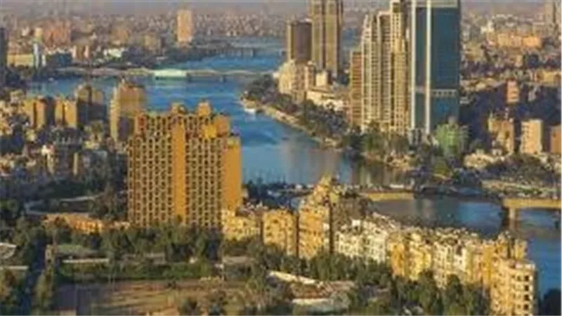 طقس مائل للحرارة غدًا على أغلب الأنحاء والعظمى في القاهرة 27 درجة