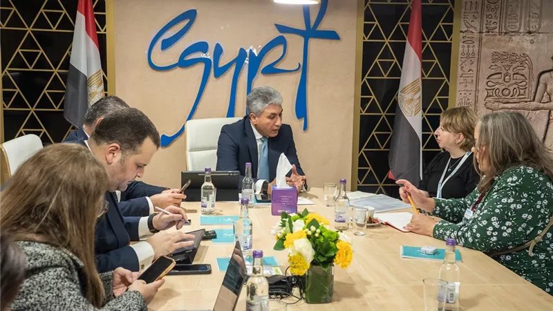 وزير السياحة: السوق البريطاني من أهم الأسواق المصدرة للسياحة إلى مصر