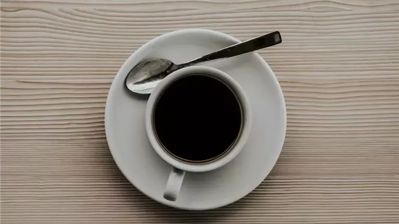 شرب كوب واحد من القهوة يوميا.. ما مدة بقائه في الجسم؟ 