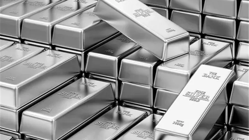 ارتفاع الفضة 0.94 جنيه في مصر مع صعود عالمي للمعدن النفيس