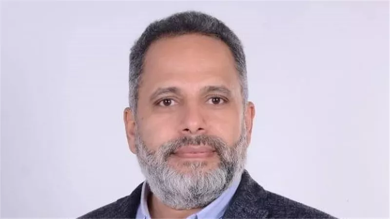 محمد يسري: الجلباب رمز للهوية المصرية لا صلة له بالوهابية|خاص 