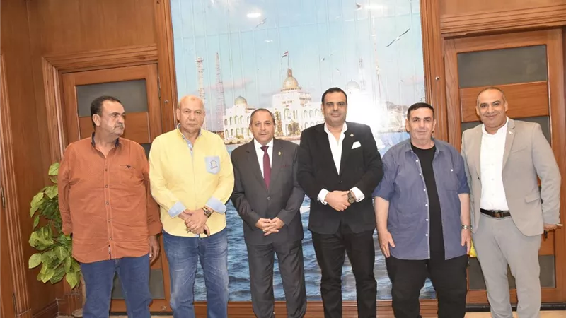 محافظ بورسعيد يعقد مؤتمرًا مع المزارعين الأحد