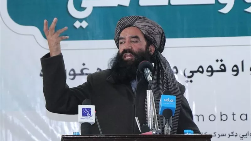 بعد فشل المحادثات.. وزير الحدود الأفغاني يحذر باكستان من 