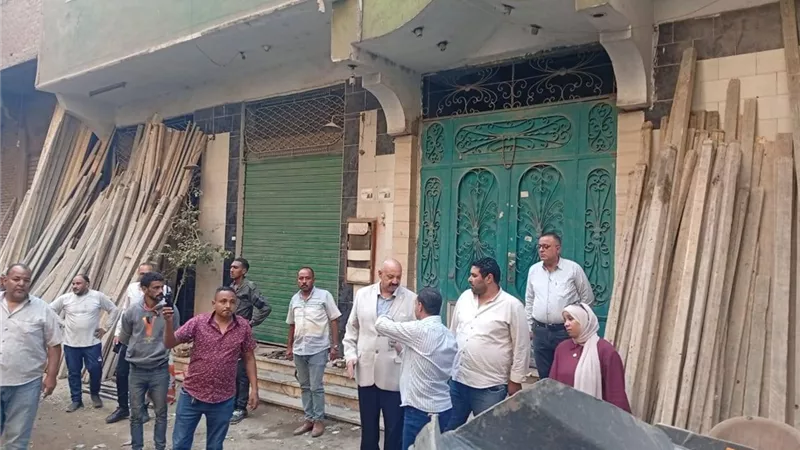 حملة مكبرة بشرق شبرا الخيمة لإزالة مخالفات البناء وتطبيق القانون على المقصرين 