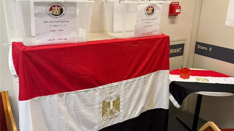 رئيس اللجنة الانتخابية في هامبورغ تشيد بسلاسة ويسر العملية الانتخابية