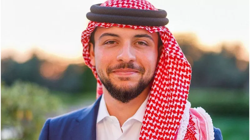 الأمير الحسين بن عبد الله الثاني يؤدي اليمين الدستورية نائبا لملك الأردن