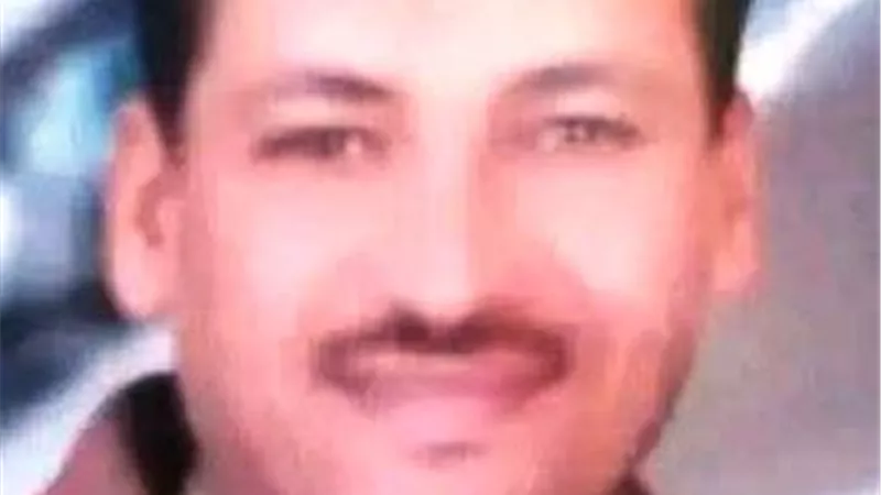 كان بيصلي.. مقتل معلم أزهري بعد التعدي عليه بسلاح أبيض في قنا 