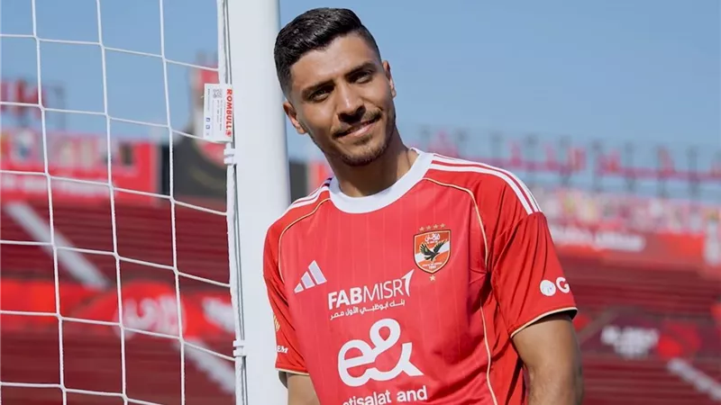 بفرمان من توروب.. الأهلي يتمسك بمحمد شريف ويغلق باب الرحيل 