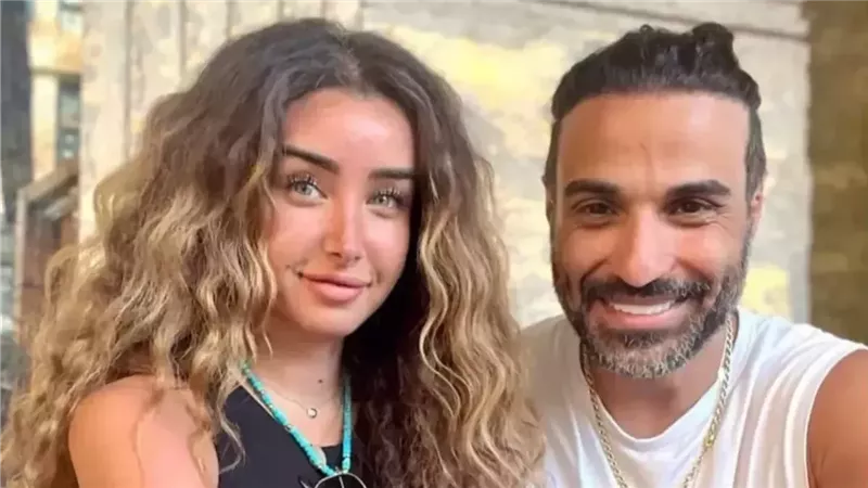 هاجم هنا الزاهد.. ماذا حدث في لقاء أحمد فهمي ببرنامج «عندك وقت» قبل عرضه؟| خاص 