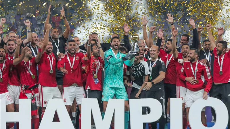 الأهلي يبحث عن اللقب السادس عشر في كأس السوبر المصري أمام الزمالك