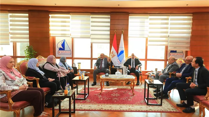 رئيس جامعة كفر الشيخ: دعم كامل لكلية طب الأسنان لتخريج عناصر متميزة